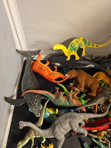 Lot Of Dinosaurs And Other Animal Figures - Picture 5 of 10