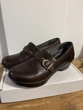 Dansko Tamara Slip On Clogs Women 40 9.5 Leather Career Office Preppy Comfort