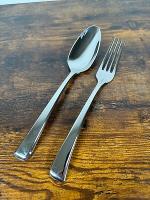 Elegantes Sambonet 10 Zoll Servierbesteck Gabel und Löffel elegant modern