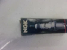 NGK 3764 Iridium IX Spark Plug BKR6EIX-11