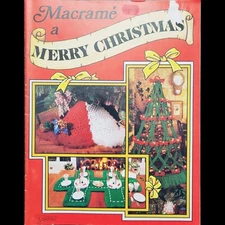 Vintage Taurus Publications Macrame a Merrry Christmas Booklet ©1979
