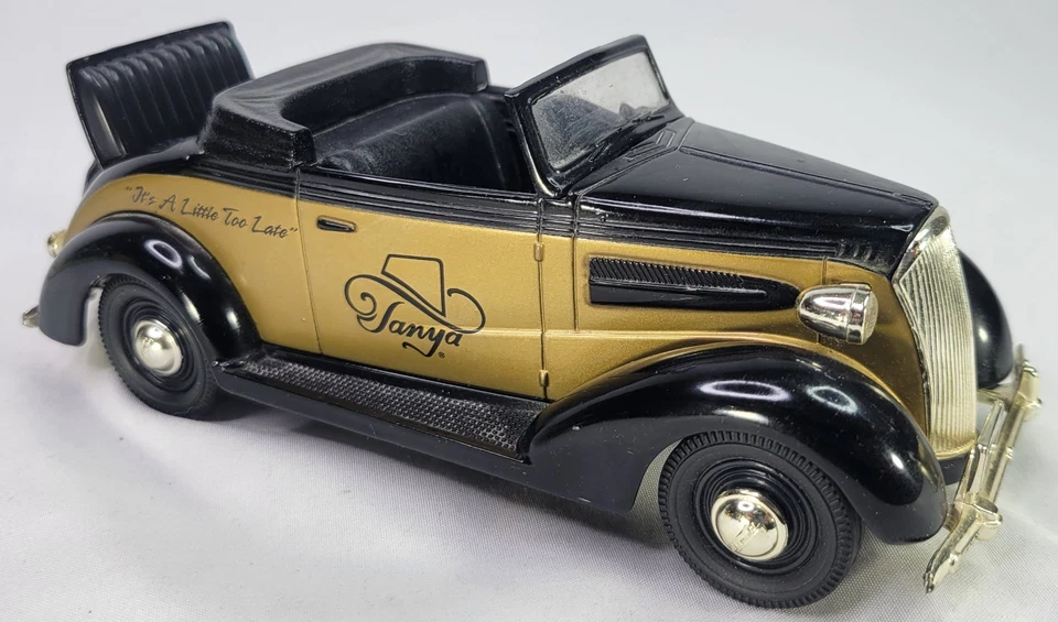 Chevy 1937 - Tanya Tucker - coche fundido a presión escala 1/25 - banco de monedas Foto 2 de 4
