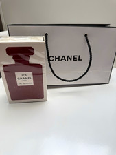 CHANEL N°5 Red Edition Limited Eau de Parfum...