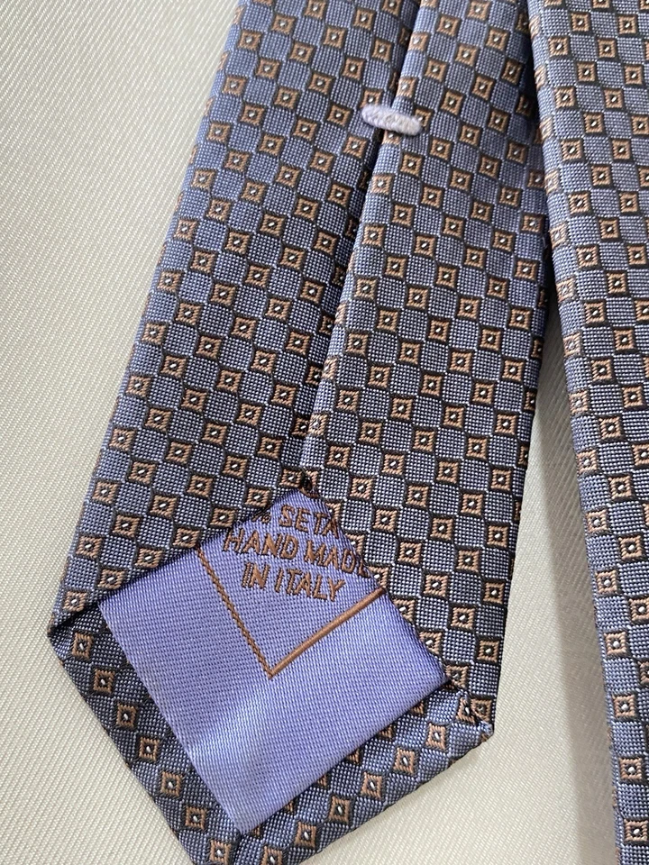 Corbata de hombre BRIONI hecha en Italia gris seda patrón geométrico Foto 3 de 4