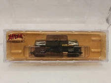 N Scale ATLAS~ TRU-SWEET - 17,600 GALLON TANK CAR # 65250 with micro trucks