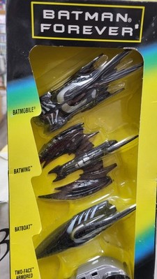 NIB 1995 BATMAN FOREVER KENNER 5 PACK 1/64 BATMOBILE WING BOAT