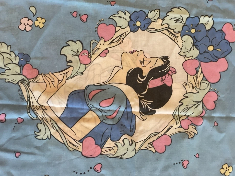 Funda de Almohada Reina 2 Caras Disney Blancanieves Vintage Años 90 Princesa Ropa de Cama Dopey Foto 2 de 4