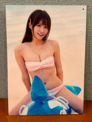 Rea Hanasaki Hanabira Bonus Live Photos 3pc Used; 3rd with small dent; No