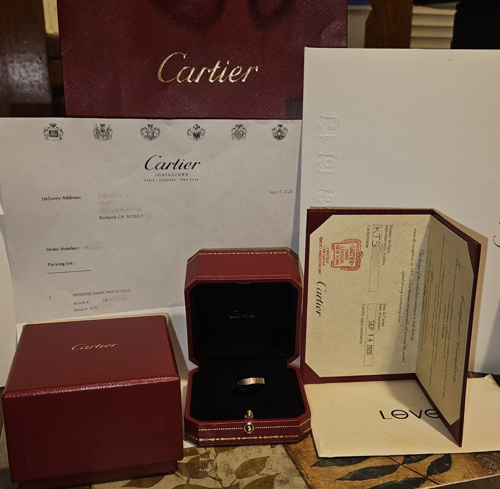 Cartier Love Ring in White Gold Wedding Band Size EU56 for Women and Men-image