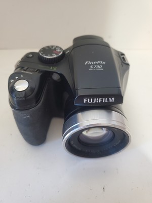 Fuji Fujifilm Finepix S700 Digital Camera FOR PARTS