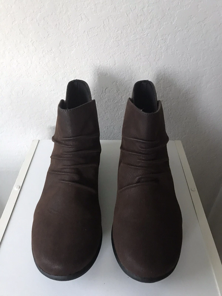 Clarks sillian shop sway bootie