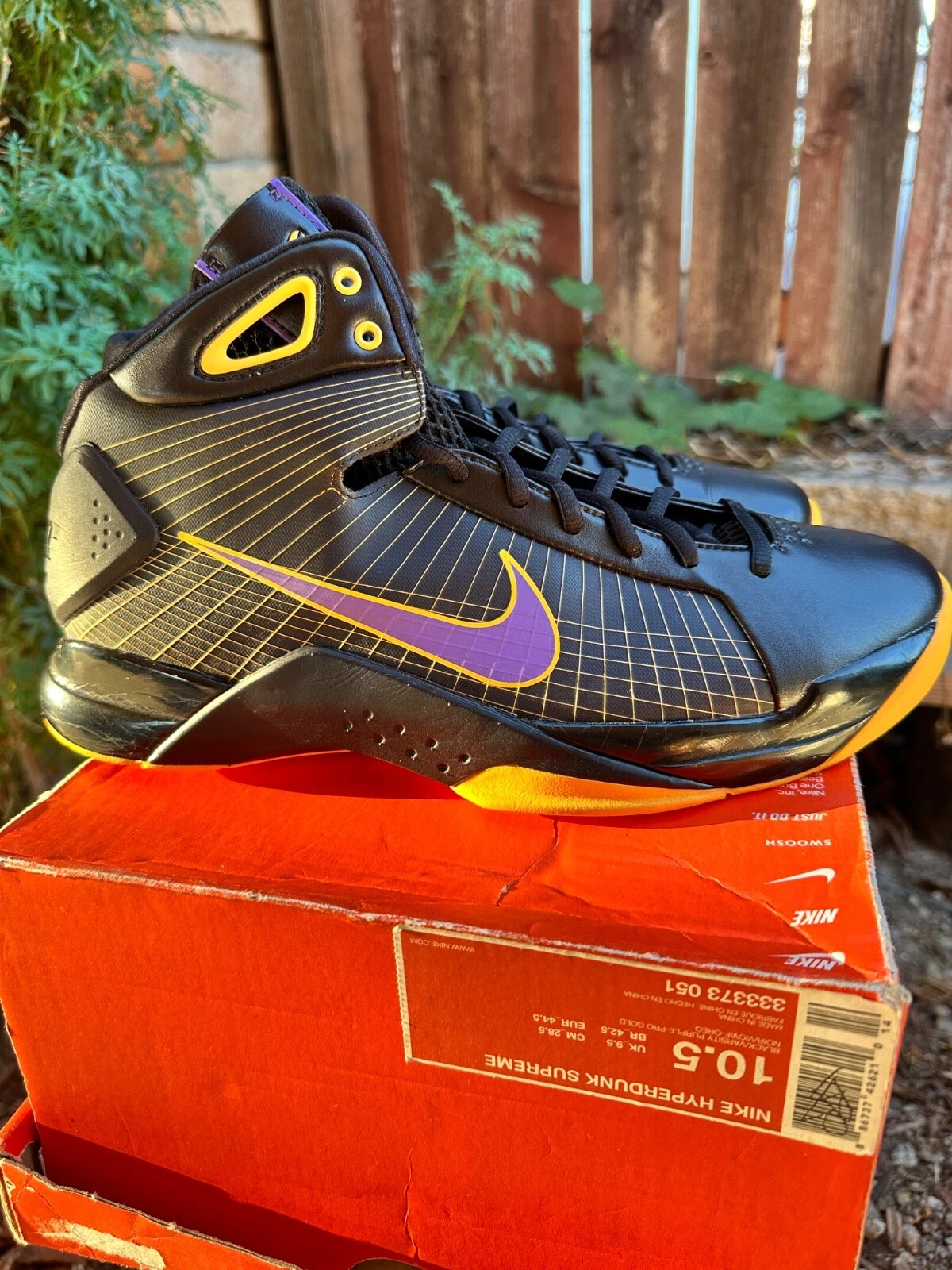 Nike Hyperdunk Supreme « Kobe Lakers Away » 2008 taille 10,5 333373 051 ?