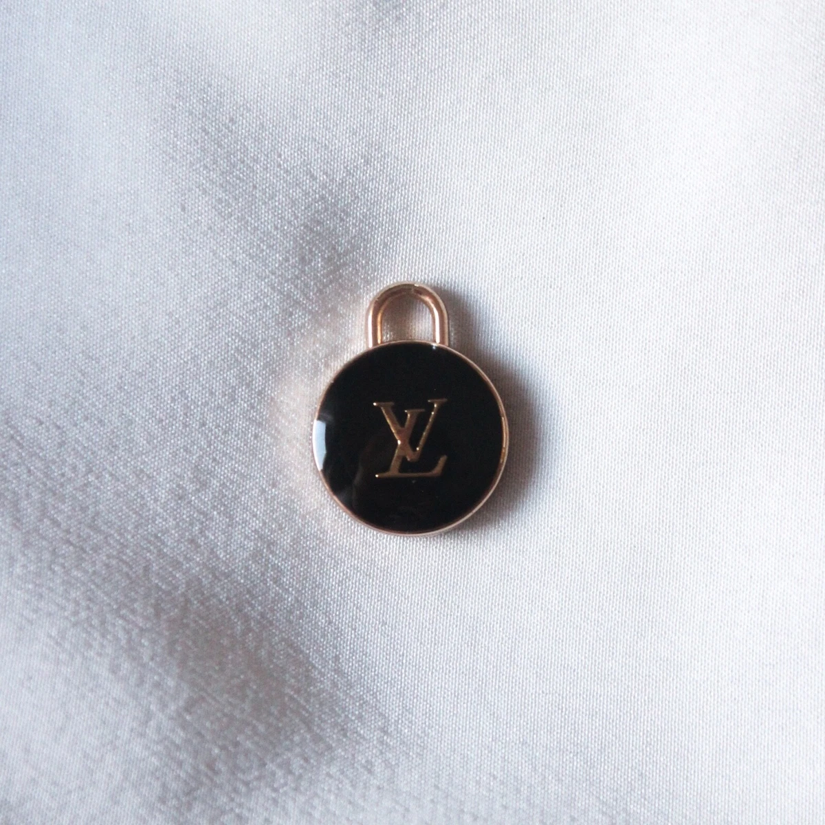 Louis Vuitton Zipper Pull Pendant, Round, Black, Gold, Double Sided, 15mm