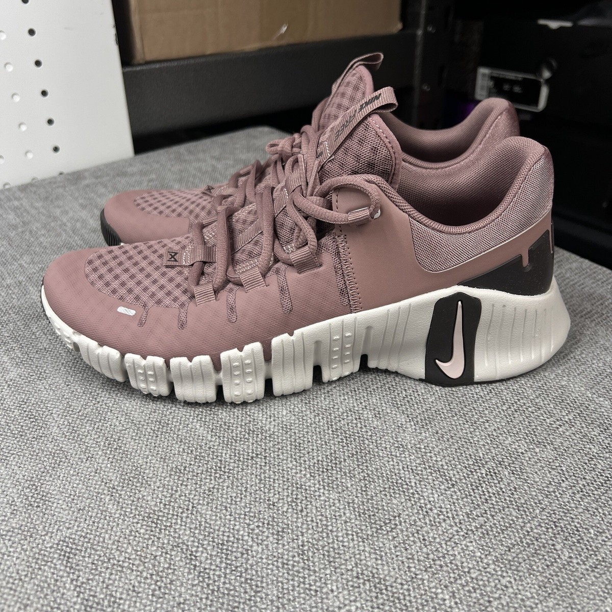 Nike Free Metcon 5 Smokey Mauve Platinum Violet DV3950 201 Womens 14 / Mens 12.5 Nike Free Metcon 5 Smokey Mauve Platinum Violet DV3950-201  main image 4