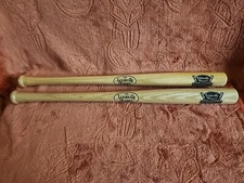 2 LOUISVILLE SLUGGERS Authentic Museum & Factory 18” Wood MINI BASEBALL BATS