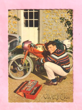 JEUNE HOMME ET CYCLOMOTEUR MOTOBECANE  / MOBYLETTE TYPE 89 - MOTOCONFORT