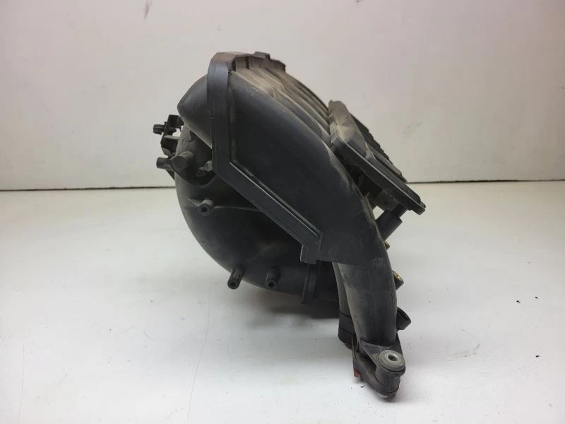 BMW 325I 2001 colector de admisión Foto 2 de 4