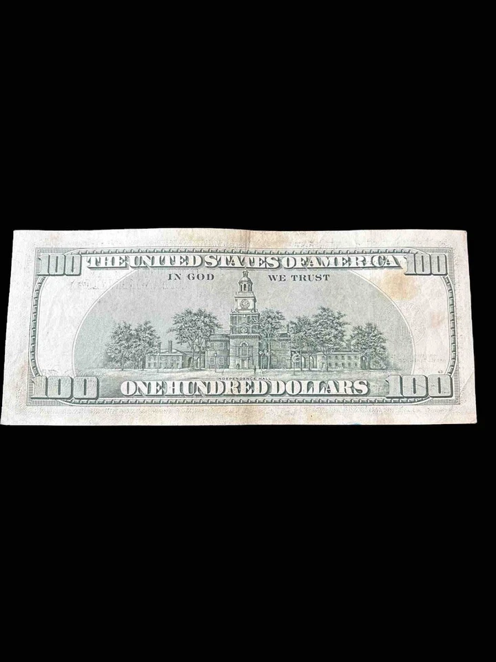 $100 Bill 2001 Series – Circulated Federal Reserve Note – Benjamin Franklin - Image 2 of 2