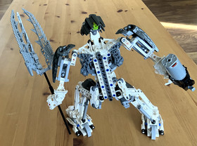 LEGO BIONICLE: Takanuva (8699) 100% complete with instructions, no box.