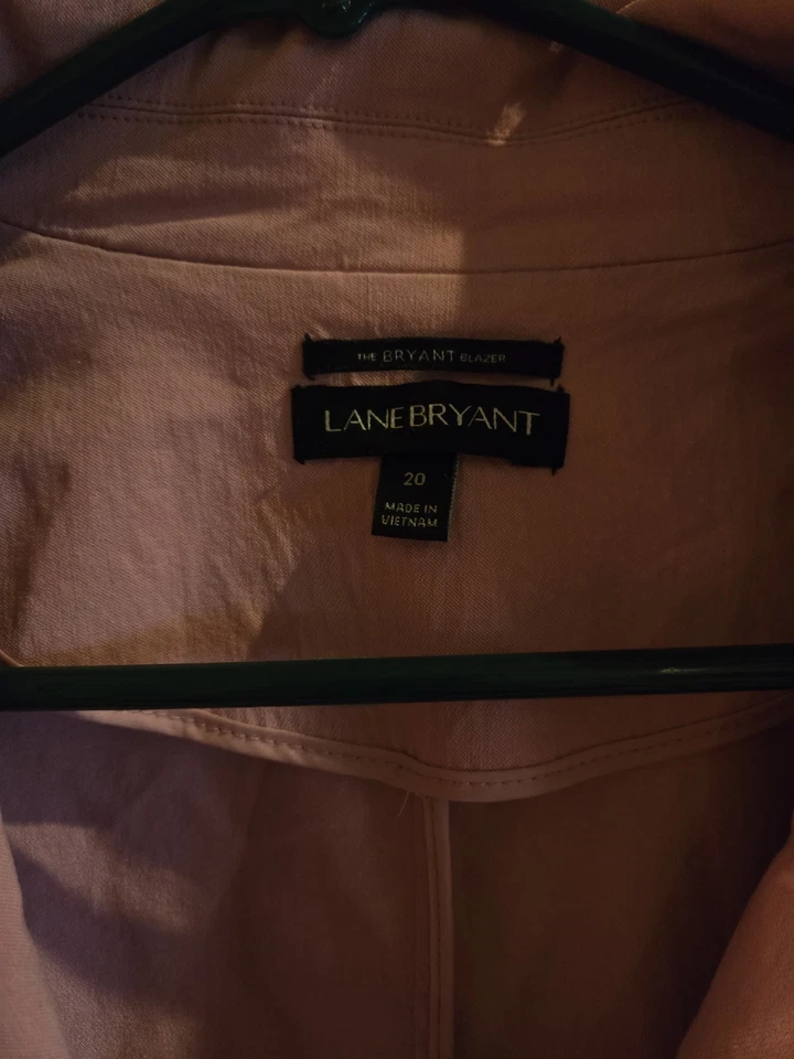 Blazer rosa Lane Bryant talla grande 20, bolsillos cosidos Foto 2 de 4