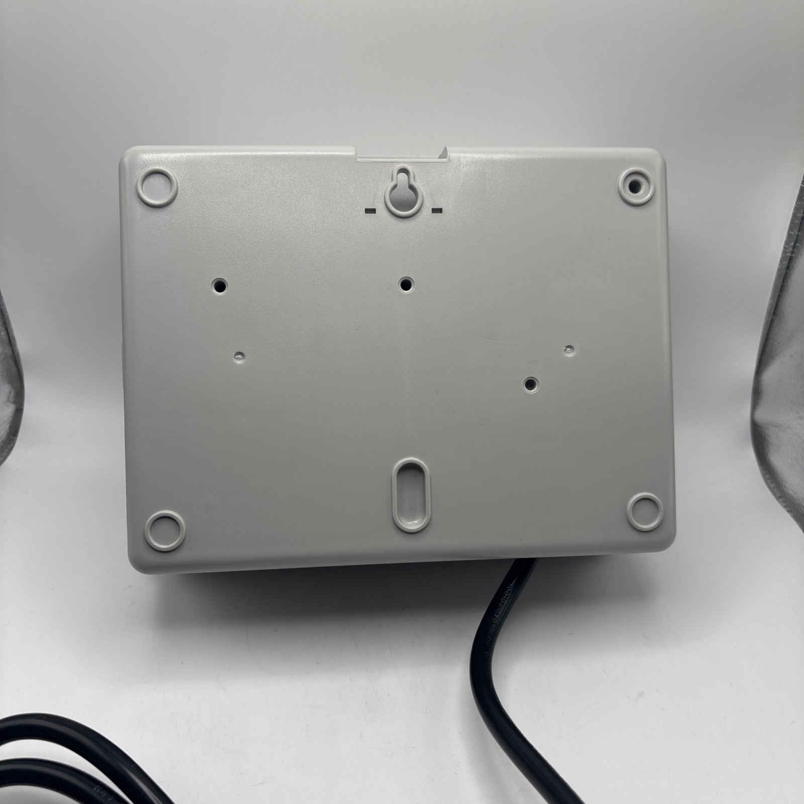 Orbit 57950 B-Hyve Smart 12-Station WiFi Sprinkler Controller – See Description