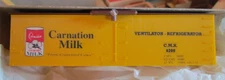 HO Roundhouse Carnation Milk 36' Express Billboard Reefer Kit