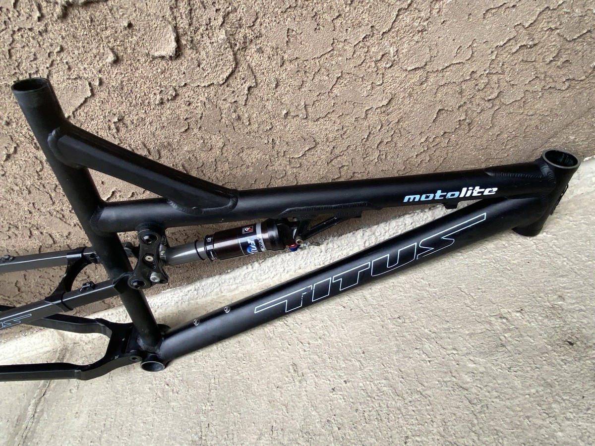 Large Black Titus Motolite 26