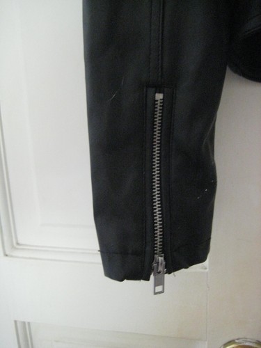 Forever 21 Faux Leather Moto Jacket Shirt Shacket Cold Shoulder Zip Up Small NWT - Picture 4 of 7
