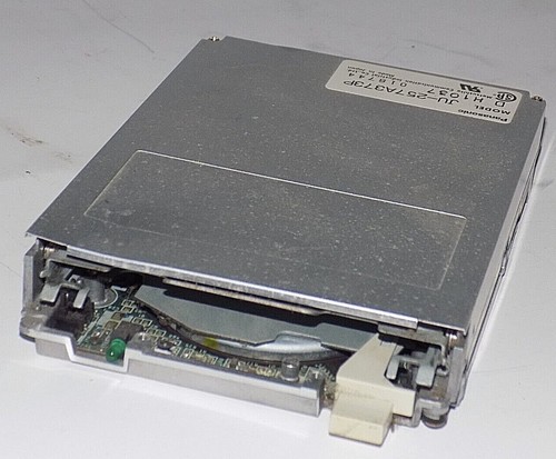 VINTAGE- PANASONIC JU-257A373P 3.5" 1.44MB FLOPPY DISK DRIVE IDE ( MATSUSHITA)
