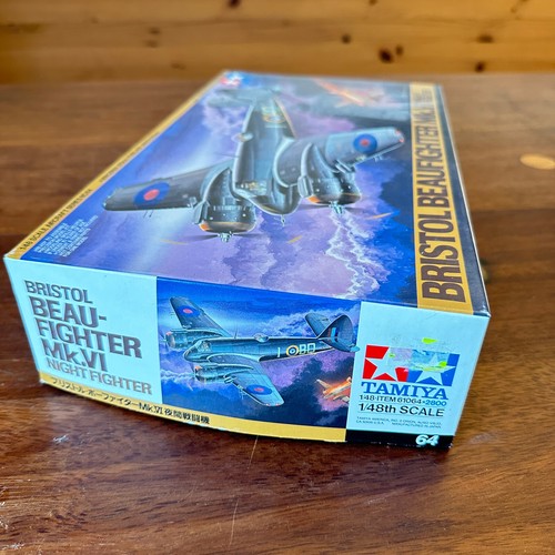 Tamiya 1:48 61064 Bristol Beaufighter Mk.VI Night Fighter - Airplane Kit - Picture 5 of 6