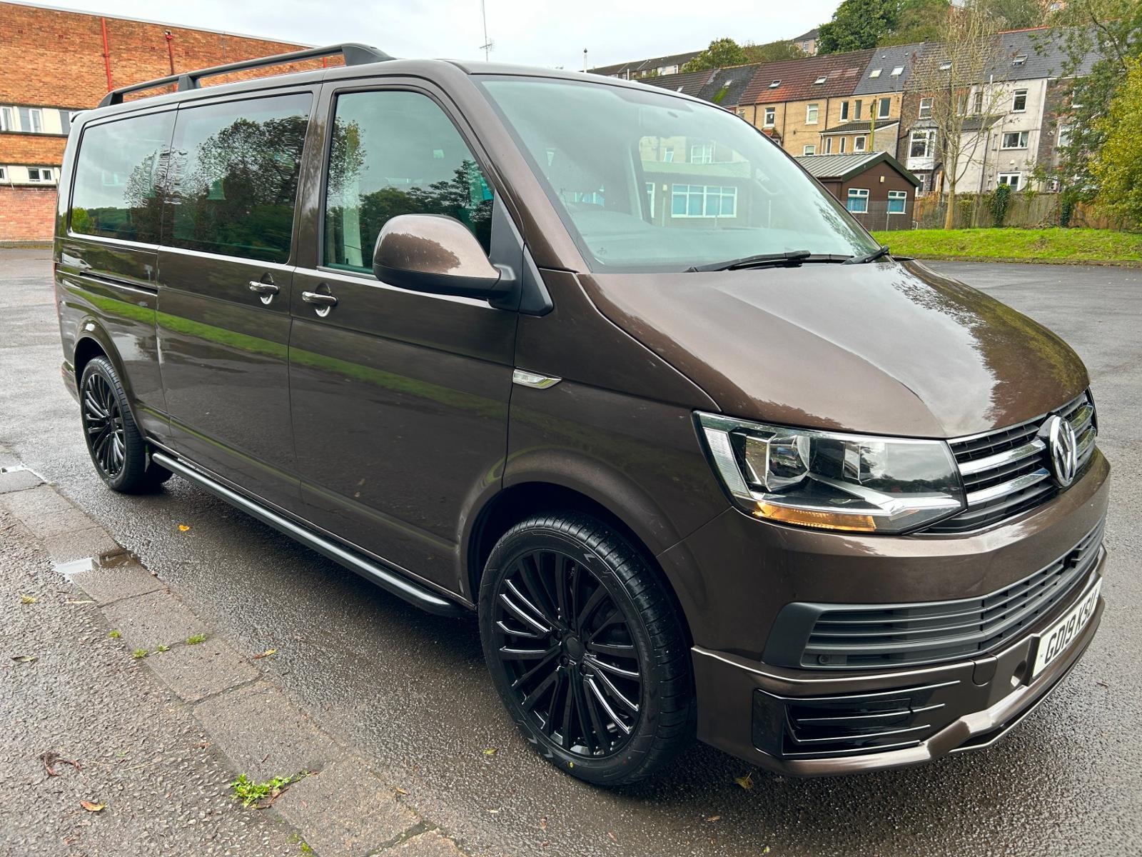 2019 VOLKSWAGEN TRANSPORTER T6 TDI 9 SEAT SHUTTLE SE LWB IN TOFFEE