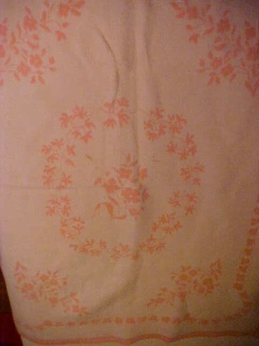 Manta bebé rosa vintage con flores rosas y blancas - Imagen 4 de 6