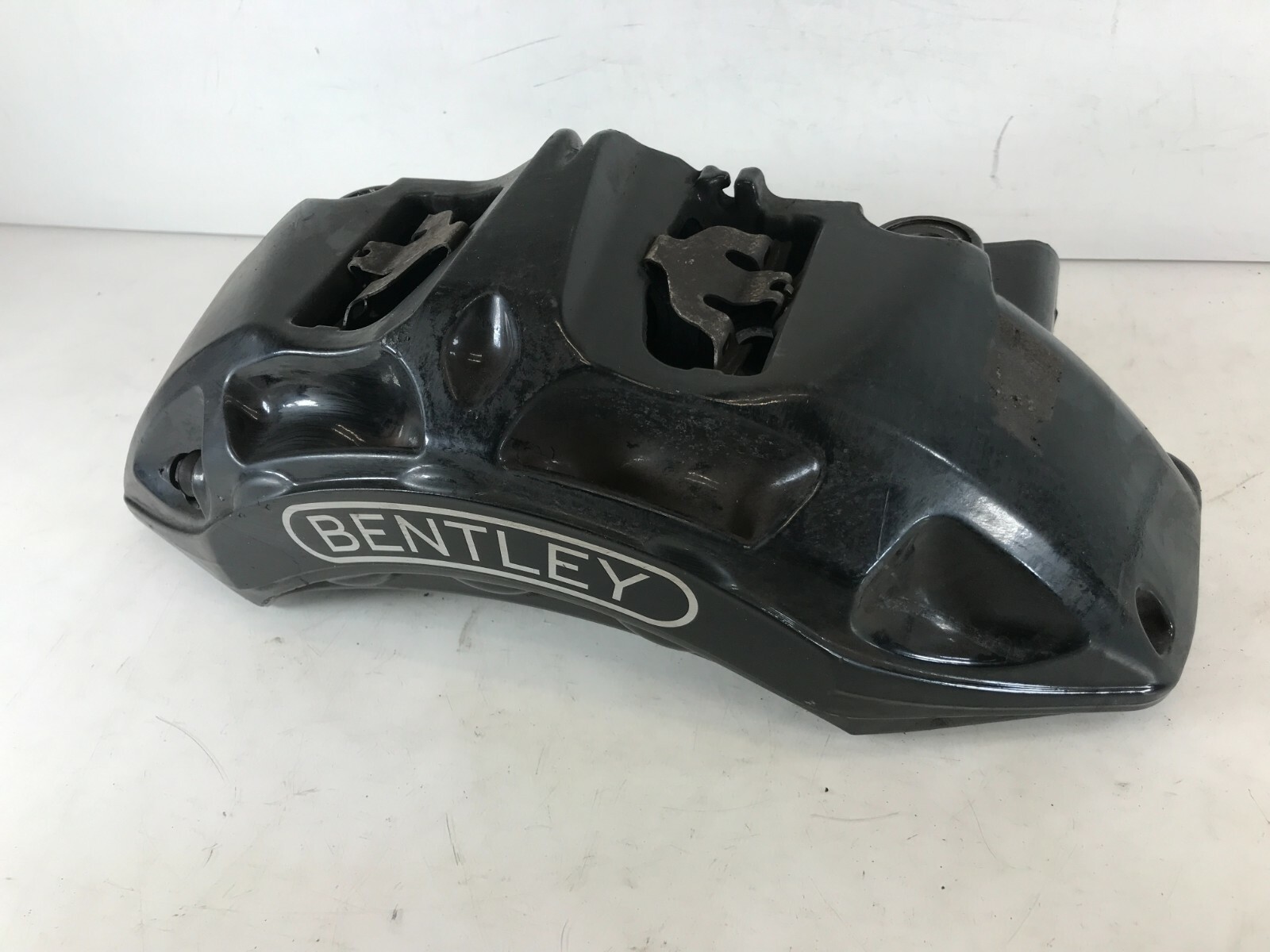 2016 - 2020 Bentley Bentayga Front Left Driver Brake Caliper LH 4M0615105BS OEM