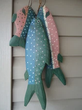 Hand Painted Wood Fish Rusty Stringer Rustic Country Outdoor Angler Lake Cabin