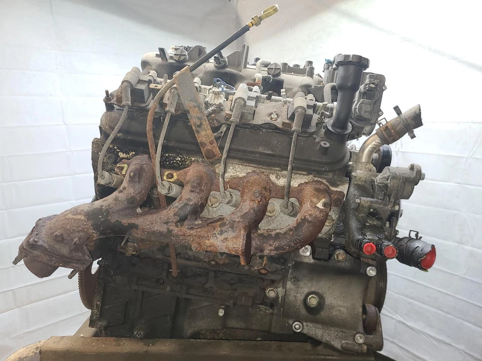 Used Engine Complete Assembly fits: 2003 Hummer Hummer h2 classic style creased - Image 3 of 4