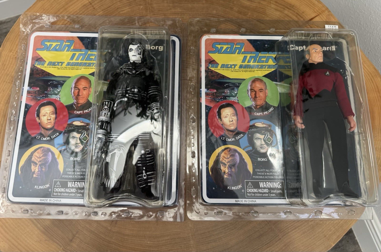 Star Trek Retro Series Captain Picard & Borg Drone By Diamon