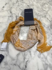 Melrose And Market Scarf