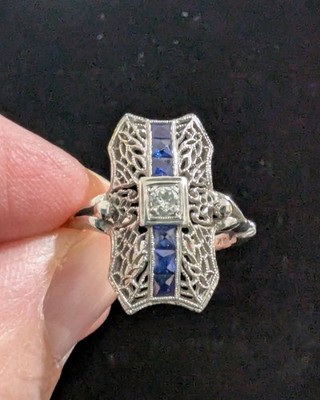 ART DECO 14k WHITE GOLD Vintage Filigree Shield Sapphire Diamond Ring Beautiful!