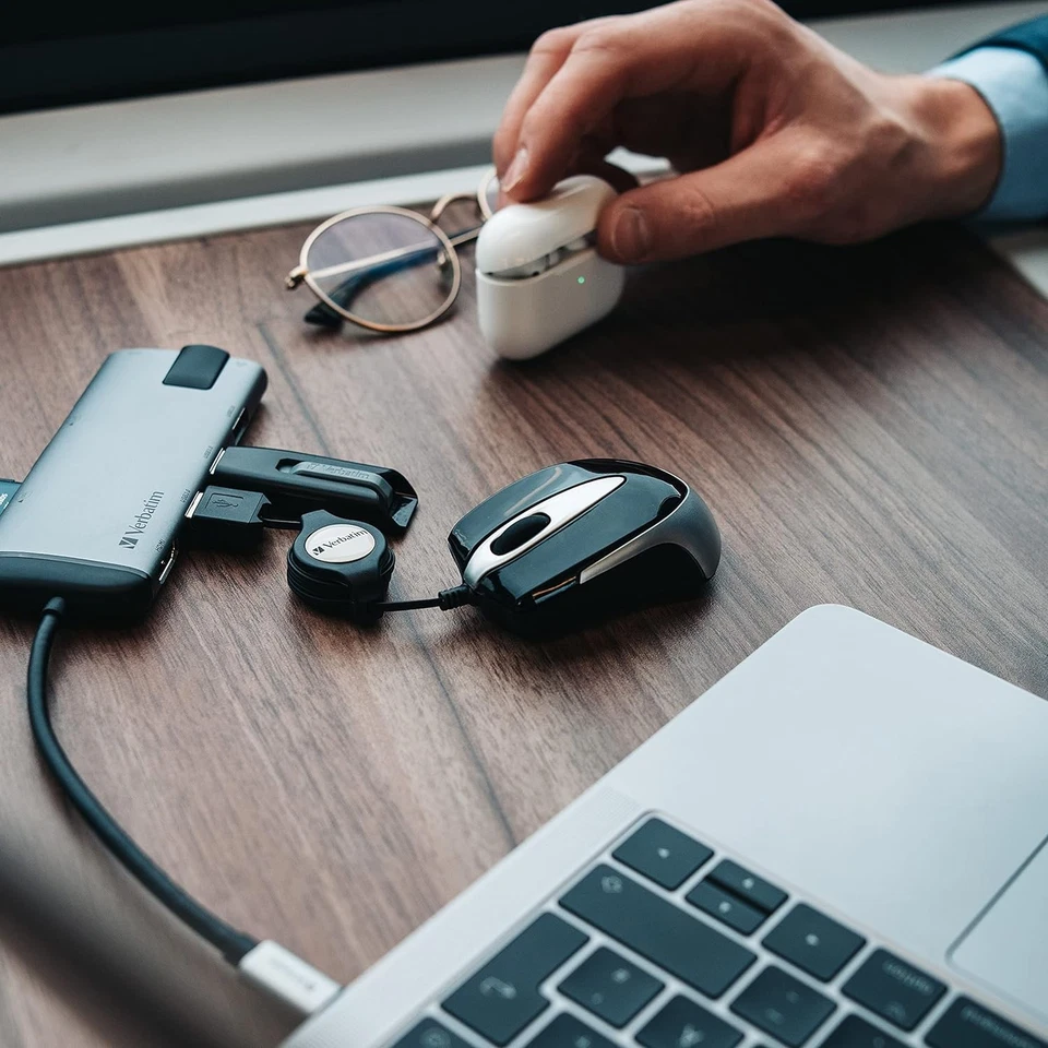 Verbatim 99999 Go Mini - USB Optical Travel Mouse with Retractable Cable, black - Image 4 of 4