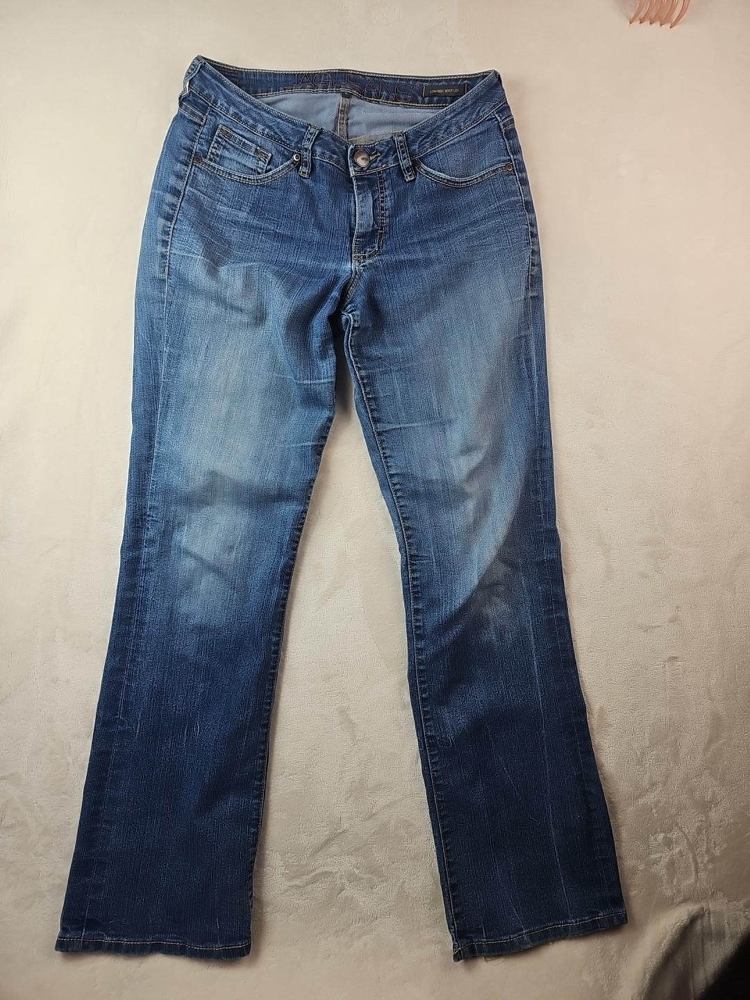 Jag Jeans Womens 8 straight Mid Rise  Stretch western glove works medium wash