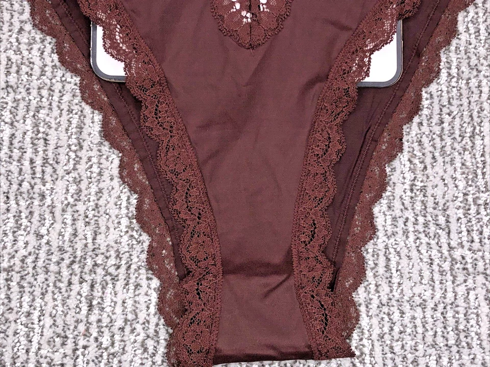 Victoria's Secret Dream Angels NUEVO CON ETIQUETAS XL Borgoña Encaje Ribete Brasileño Descarado Panty Foto 4 de 4