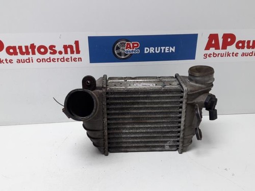 Ladeluftkühler Audi TT 8N 8N0145803A P11520089