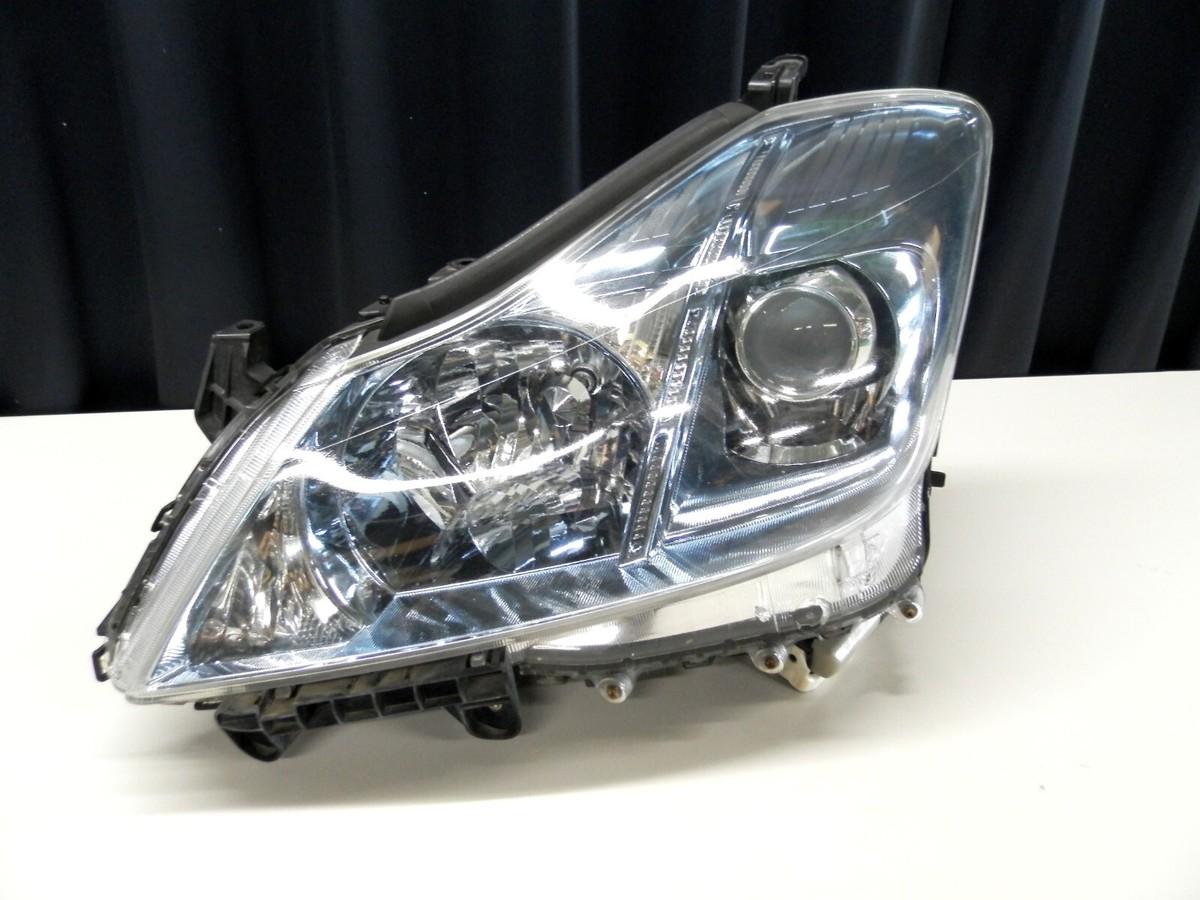 Toyota Crown GWS204 Headlight Headlamp LH Genuine Hybrid HID