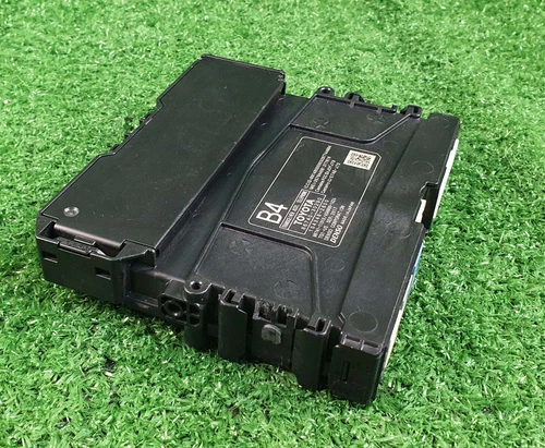 Lexus GS-F GSF 2018 Tranceiver Controller Module 86740-30290 Oem Used: Fits GS - Picture 1 of 11