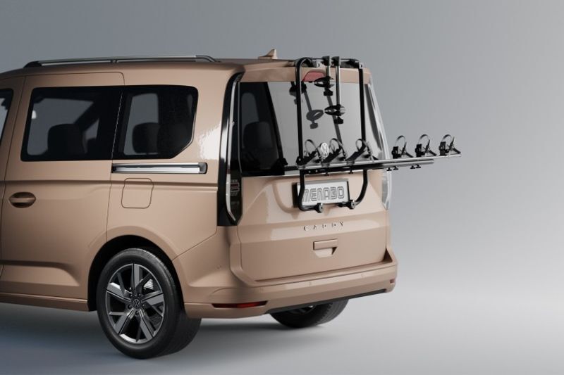 Porte-vélos hayon Menabo Shadow B : vos escapades en VW Caddy à 3 vélos en toute liberté