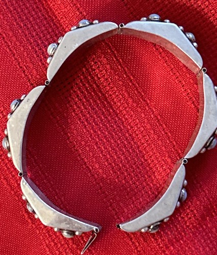 LOVELY 80’s Mexican Sterling Silver Stone Bracelet - Picture 5 of 10