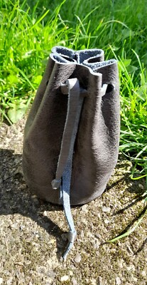 Bushcraft Tasche grau Echtleder. Kordelzug Gürtelschlaufe. Reenactment. Mittelalter.