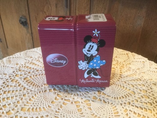 Reloj de pulsera Minnie enfermera Disney usado. Banda blanca. 5,75” - 8”. "La cara es de 1""" - Imagen 7 de 7