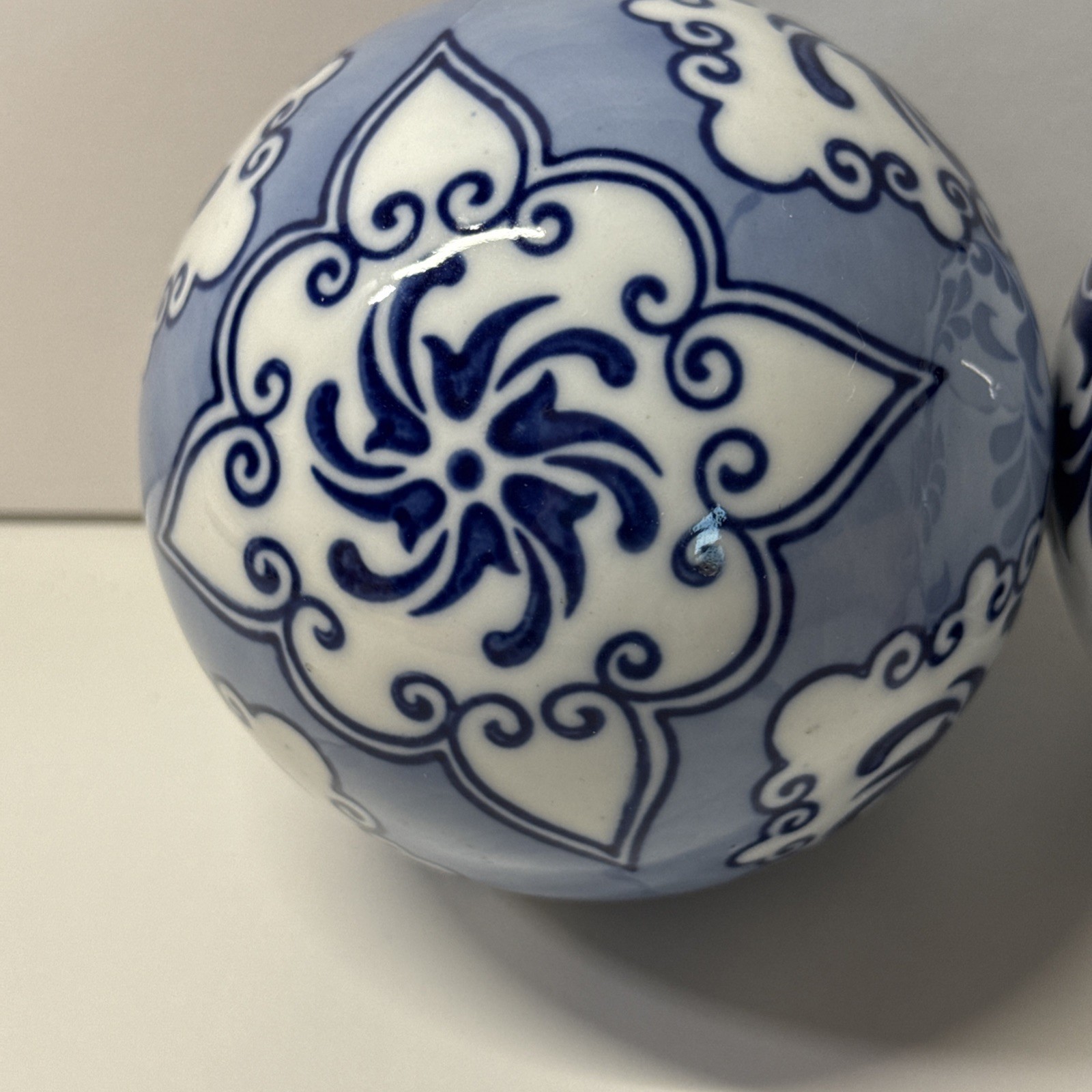 2 Vintage Blue & White Floral Porcelain Decorative Ceramic Carpet Ball 4”