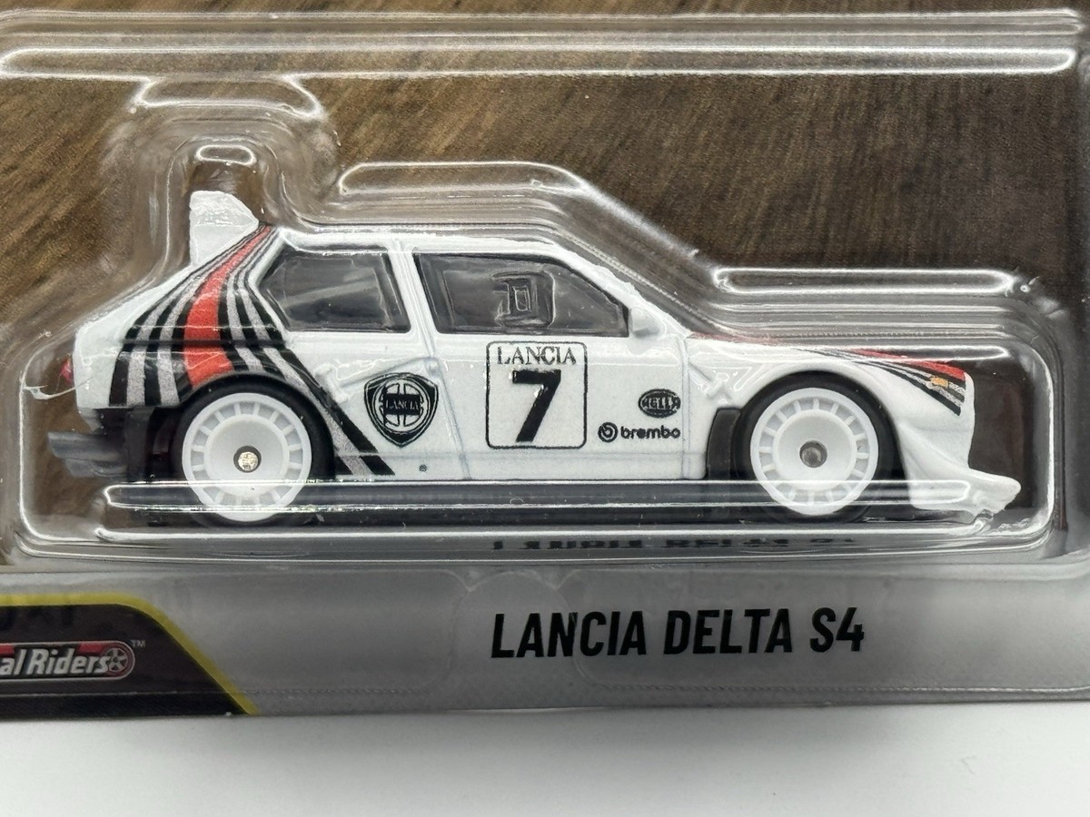 Hot Wheels Premium Car Culture Thrill Climbers Lancia Delta S4